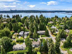 2042 77th Avenue NE, Medina WA 98039