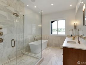 6922 96th Avenue SE, Mercer Island WA 98040
