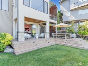 6922 96th Avenue SE, Mercer Island WA 98040