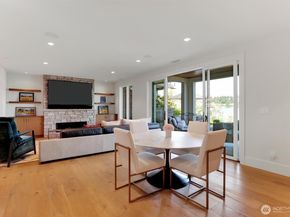 6922 96th Avenue SE, Mercer Island WA 98040