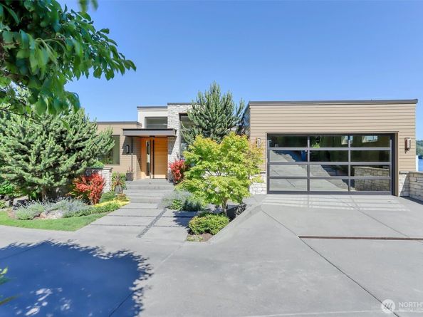 6922 96th Avenue SE, Mercer Island WA 98040