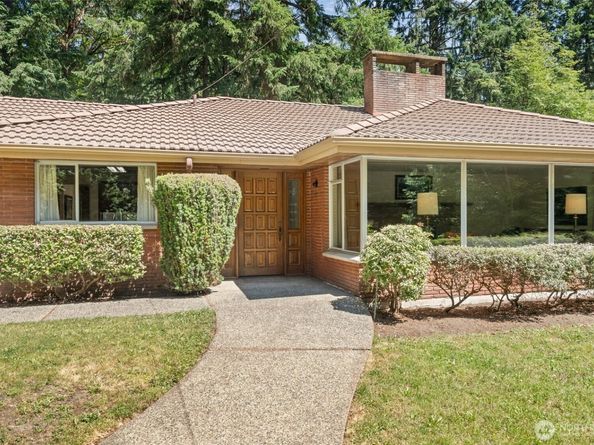 3630 122nd Place NE, Bellevue WA 98005