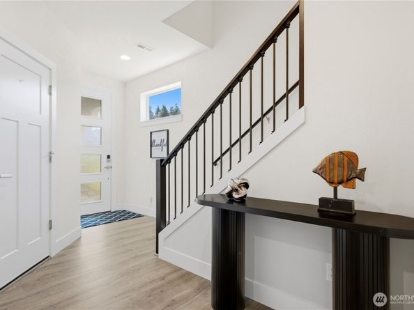 24148 39th Drive SE, Bothell WA 98021