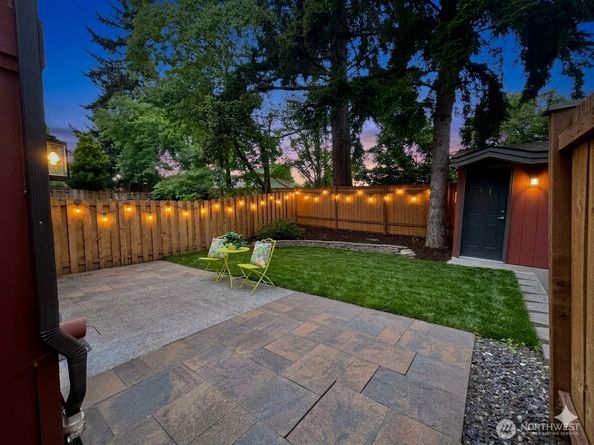 2138 N 113th Street B, Seattle WA 98133