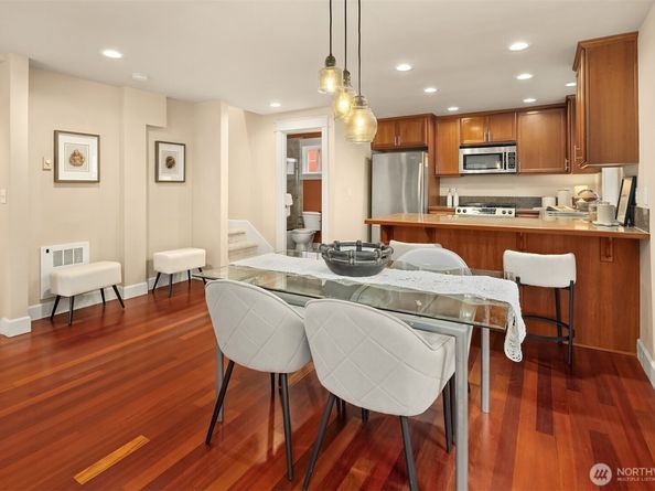 118 NW 39th Street B, Seattle WA 98107