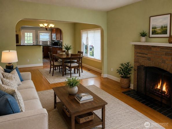 5426 Green Lake Way N, Seattle WA 98103