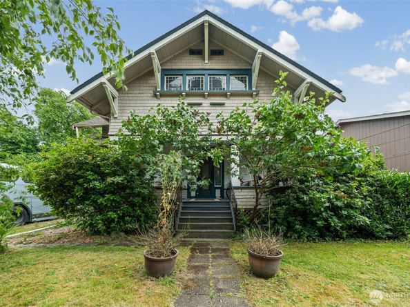 4049 S 128th Street, Tukwila WA 98168