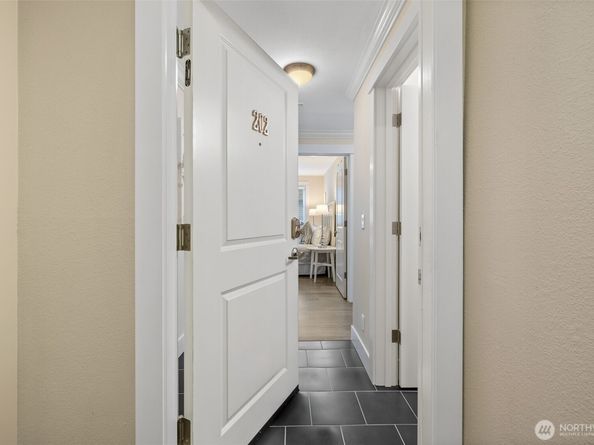 2230 NW 59th Street 202, Seattle WA 98107