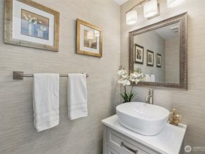 15004 61st Place NE, Kenmore WA 98028