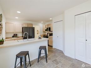 10898 Tulip Place NW, Silverdale WA 98383