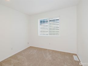 10898 Tulip Place NW, Silverdale WA 98383