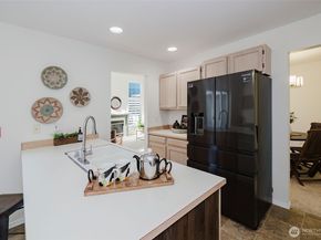 10898 Tulip Place NW, Silverdale WA 98383
