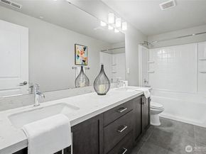 130 198th Street SE 5, Bothell WA 98012