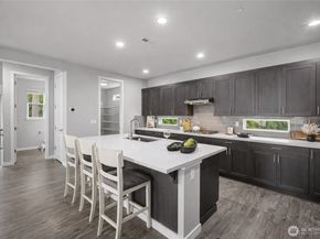 130 198th Street SE 5, Bothell WA 98012