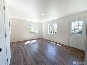 22024 Military Rd S, SeaTac WA 98198