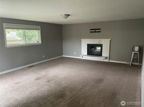 2419 SW 307th Street, Federal Way WA 98023