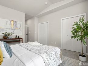 2041 NW Talus Drive 6, Issaquah WA 98027