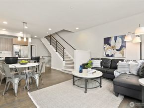 2041 NW Talus Drive 6, Issaquah WA 98027