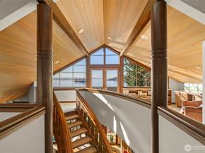 1121 Irene Place NE, Bainbridge Island WA 98110