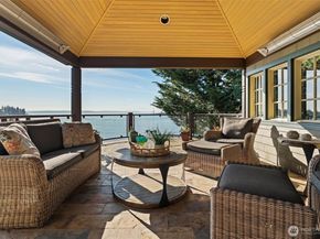 1121 Irene Place NE, Bainbridge Island WA 98110