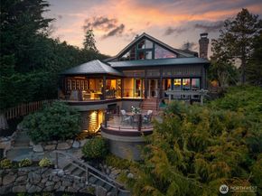 1121 Irene Place NE, Bainbridge Island WA 98110