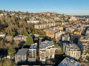 601 W Mercer Place 301, Seattle WA 98119