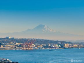 601 W Mercer Place 301, Seattle WA 98119