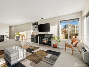 601 W Mercer Place 301, Seattle WA 98119