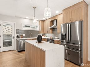 3449 California Avenue SW B, Seattle WA 98116