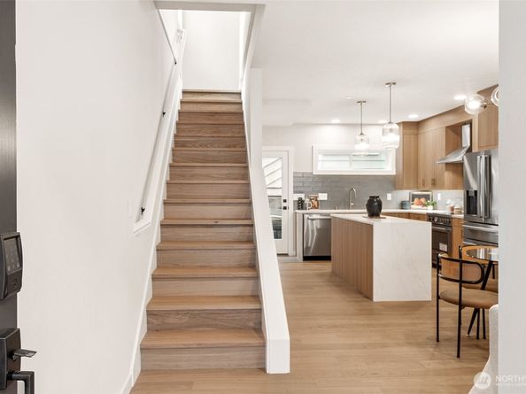 3449 California Avenue SW B, Seattle WA 98116