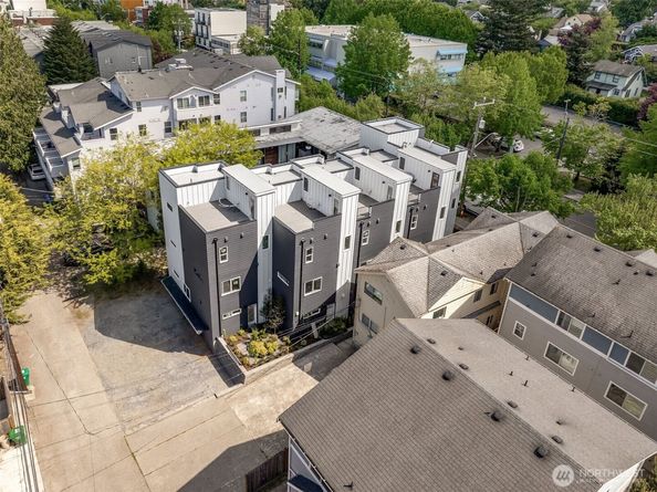 3449 California Avenue SW B, Seattle WA 98116