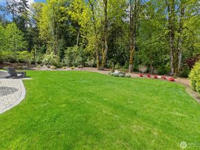 5927 178th Court SE, Bellevue WA 98006