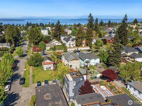 5953 Fauntleroy Way SW D, Seattle WA 98136