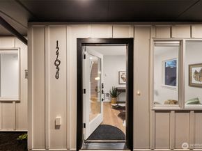 12701 NE 144th ST #D, Kirkland WA 98034