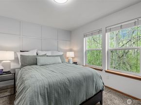 10617 NE Kingston Meadows Circle, Kingston WA 98346
