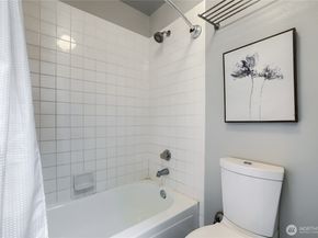 806 NW 52nd Street, Seattle WA 98107