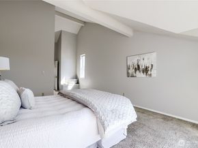 806 NW 52nd Street, Seattle WA 98107