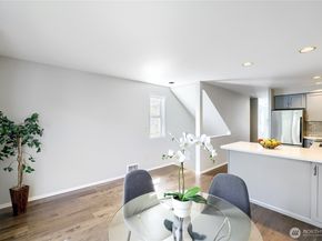 806 NW 52nd Street, Seattle WA 98107