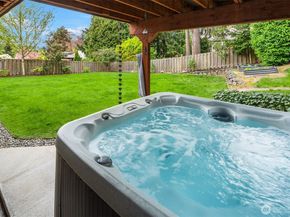 15238 NE 3rd Place, Bellevue WA 98007