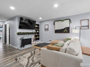 1826 S 330th D, Federal Way WA 98003