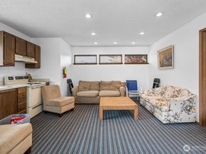 1826 S 330th D, Federal Way WA 98003