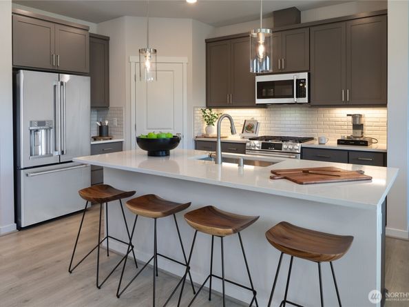 13205 NE 127th Way A, Kirkland WA 98034