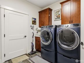 38603 Benchmark Avenue NE, Hansville WA 98340