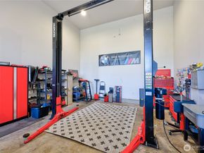 38603 Benchmark Avenue NE, Hansville WA 98340