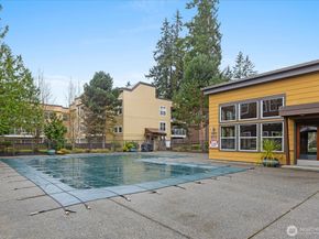 22910 90th Avenue W D206, Edmonds WA 98026