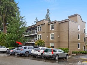 22910 90th Avenue W D206, Edmonds WA 98026