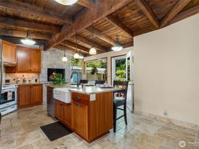 336 N 160th Street, Shoreline WA 98133