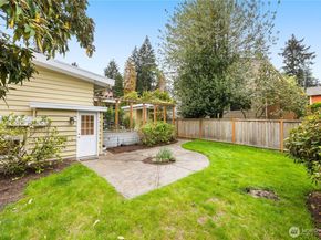 336 N 160th Street, Shoreline WA 98133