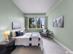 1120 W Lake Sammamish Parkway SE, Bellevue WA 98008