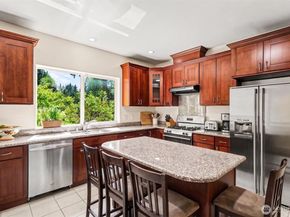 1300 N Lake Stickney, Lynnwood WA 98087